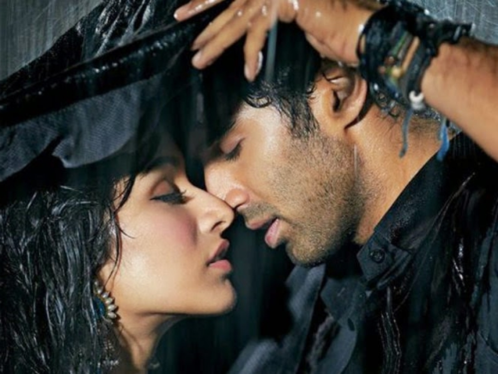 Aashiqui 2 Romantic Poster - Aditya Roy Kapur, Shraddha Kapoor (Movie Dialogues Status)