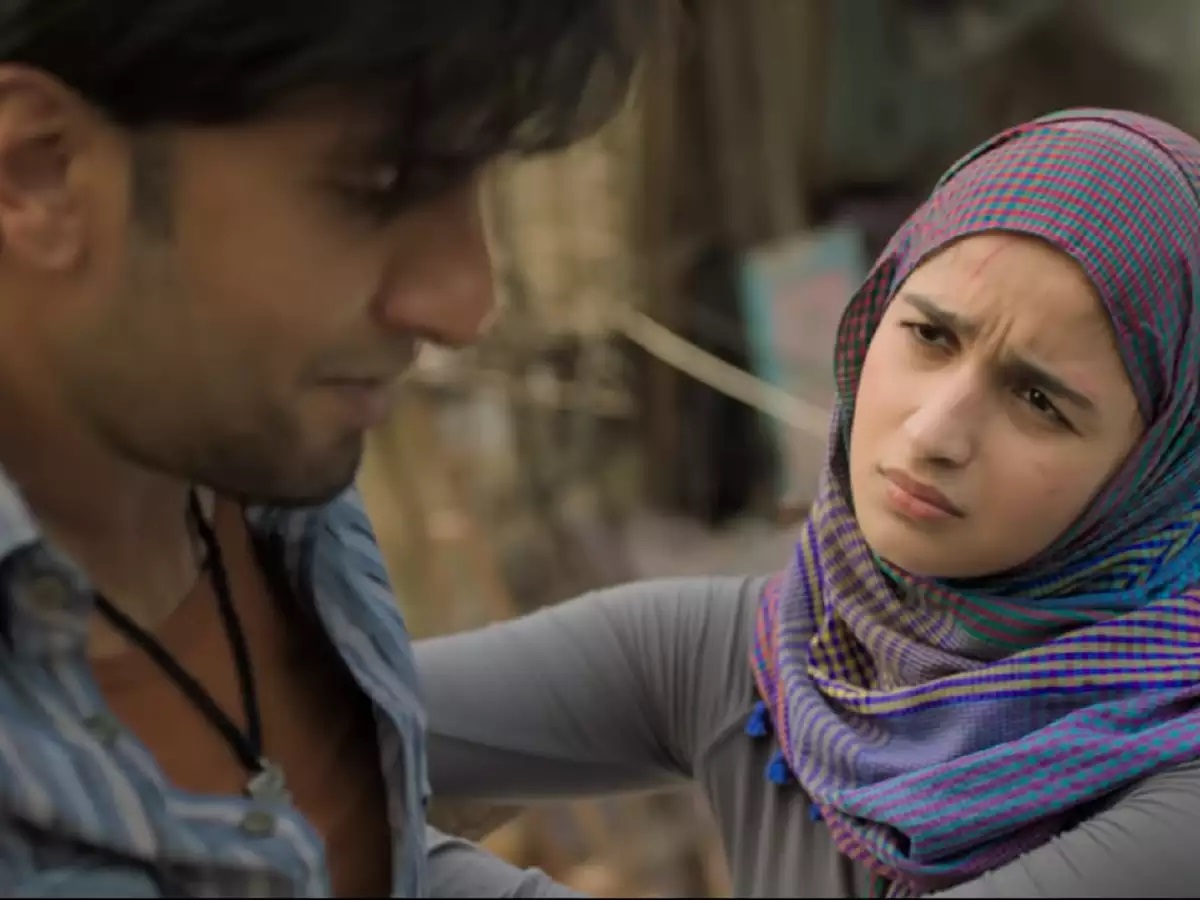 Gully Boy Clips - Alia Bhatt Cutest Look